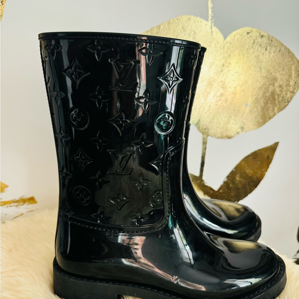 Authentic Louis Vuitton Drop Flat Half boots - Picture 3 of 6